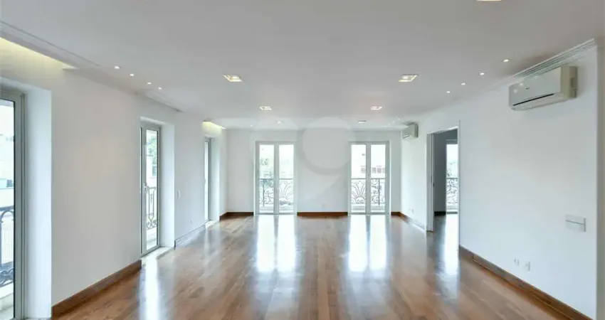 Apartamento a venda no maison d’orleans ao lado do ibirapuera e hotel unique. projeto de adolpho lindenberg. alto padrão!