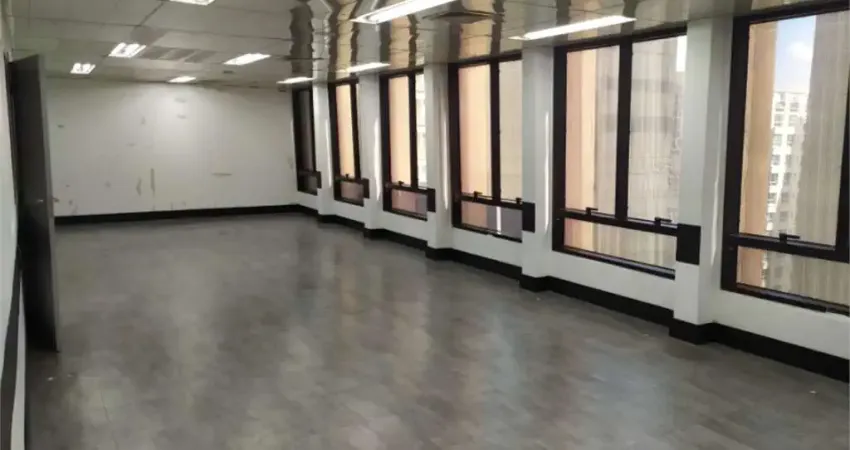 Casa comercial para alugar na Avenida Paulista, --, Bela Vista, São Paulo