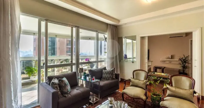 Apartamento de 190m2, 4 suítes, living 3 ambientes, 3 vagas, lazer, no paraiso.