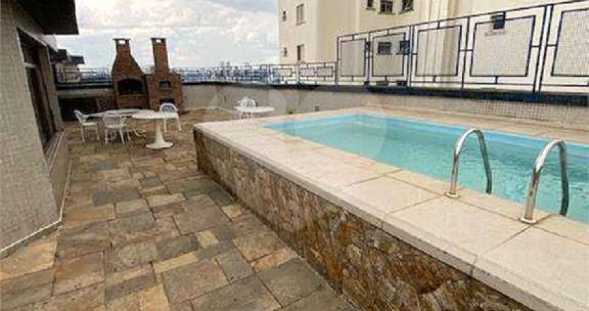 Cobertura à venda de 324 m² na Vila Mariana com 4 quartos sendo 2 suítes e 3 vagas
