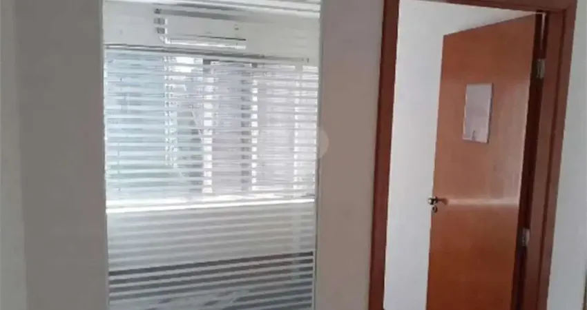 Sala comercial para Locação com 64 m2 na Al. Campinas.