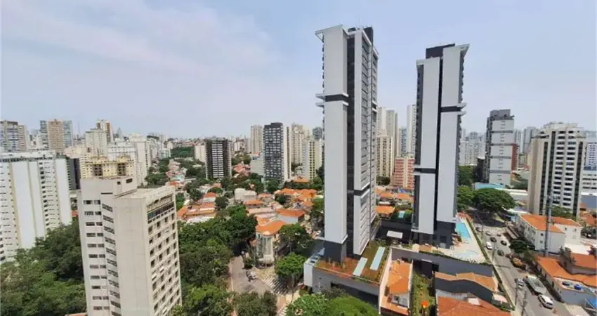Apartamento-São Paulo-VILA ROMANA | Ref.: REO844501