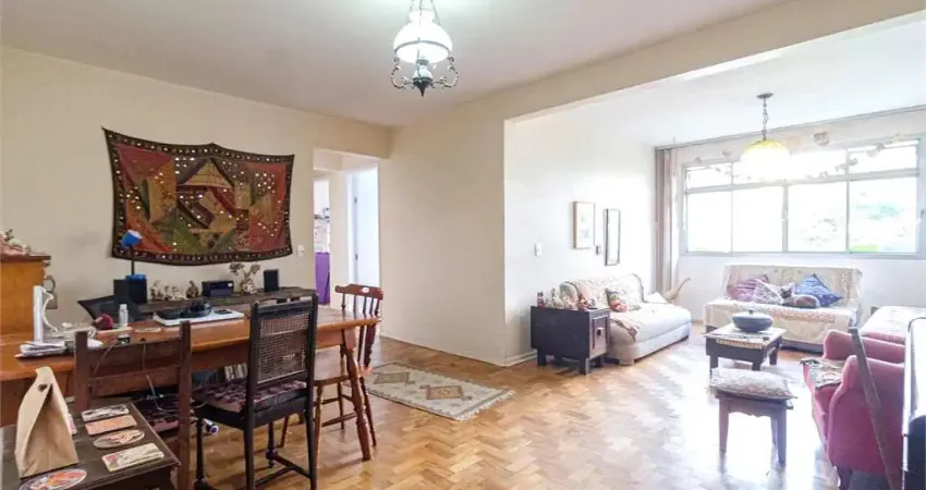 Apartamento a venda Pinheiros 3 dormitórios, 1 suíte, 3 wcs, 1 vaga, vista livre