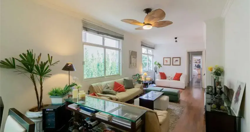 Apartamento no Itaim com 3 dormitórios sendo 1 suíte e 1 vaga