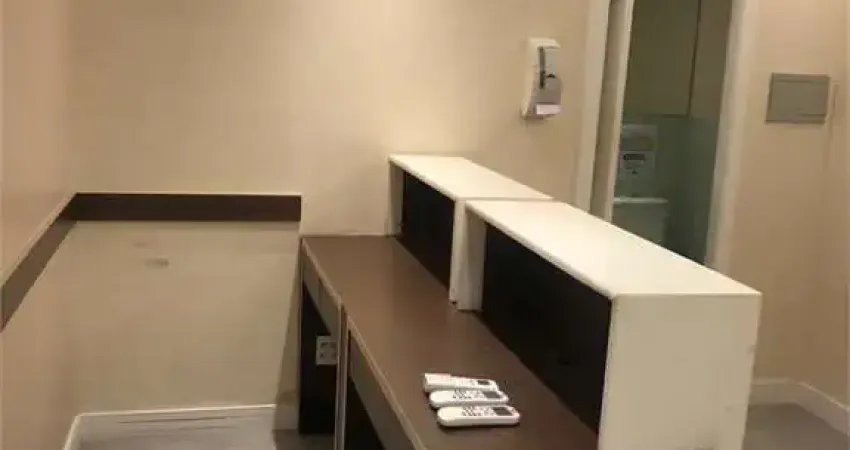 Sala comercial para alugar na Avenida Ibirapuera, --, Moema, São Paulo