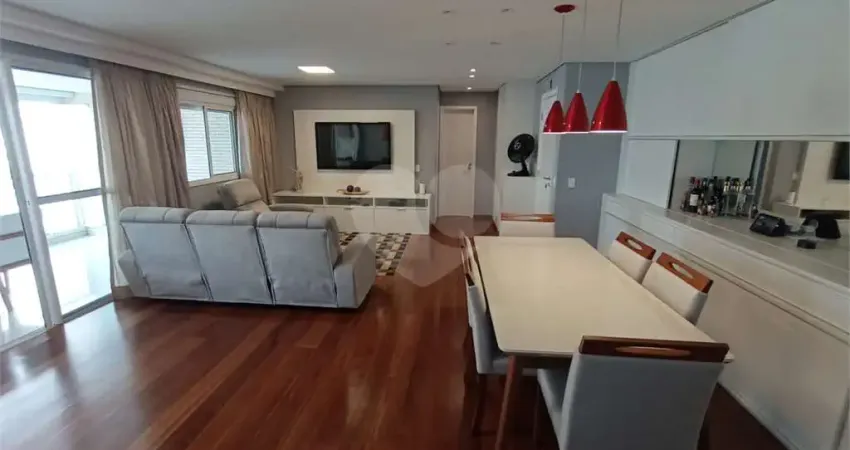 Apartamento com 3 quartos à venda na Rua Percílio Neto, --, Saúde, São Paulo