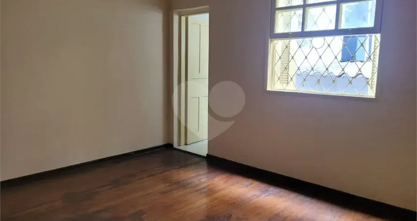 Casa com 3 quartos à venda na Rua Alcindo Parreira, --, Vila Mariana, São Paulo