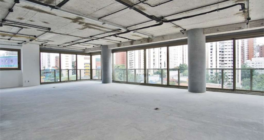 Apartamento com 4 quartos à venda na Avenida Hélio Pellegrino, --, Vila Nova Conceição, São Paulo