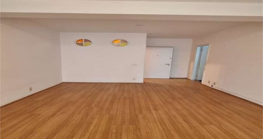 Apartamento 120 m2, 3 dorms, 2 vagas em Perdizes.