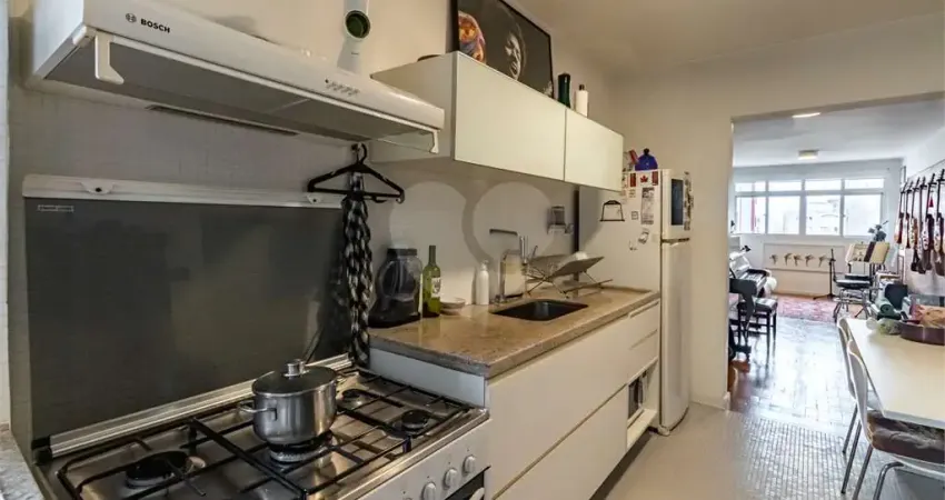 Apartamento reformado em pinheiros com 2 dormitórios e 1 vaga