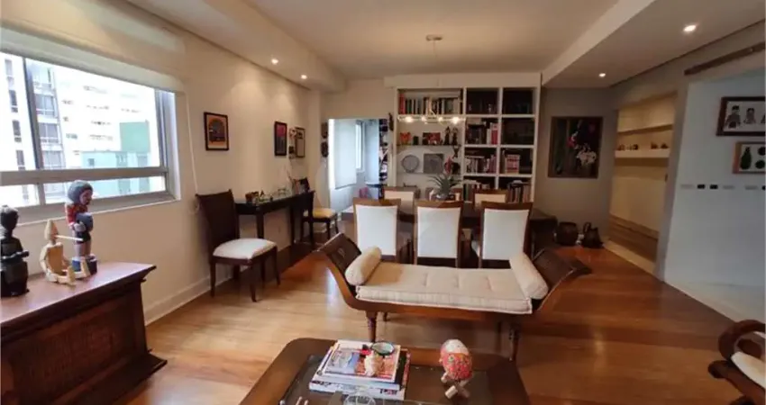Apartamento 3 dormitórios 1 suíte em Higienópolis . 180 m2. Perto do Shopping