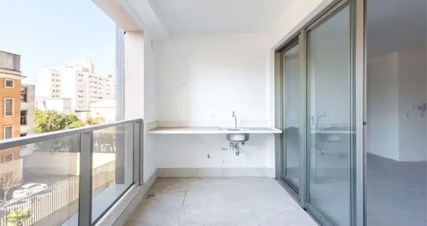 Apartamento de 107m2, 2 suítes, 2 vagas, lavabo, lazer completo na vila mariana.