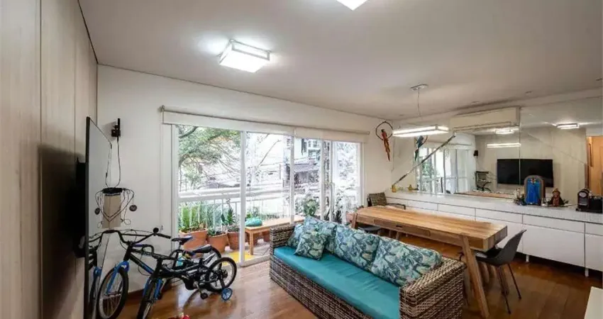 Apartamento amplo com 3 dormitorios sendo 2 suites - Varanda - Lazer no condominio