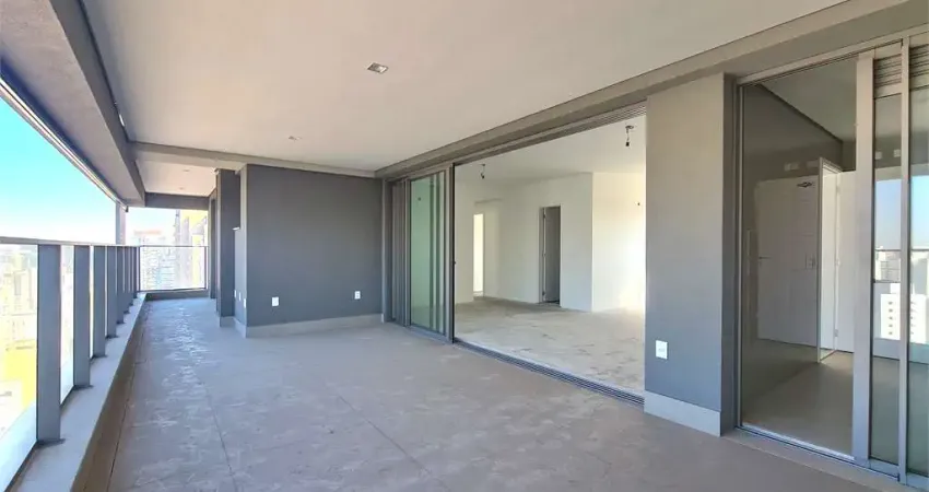 Apartamento com 3 quartos à venda na Rua Santa Justina, --, Vila Olímpia, São Paulo