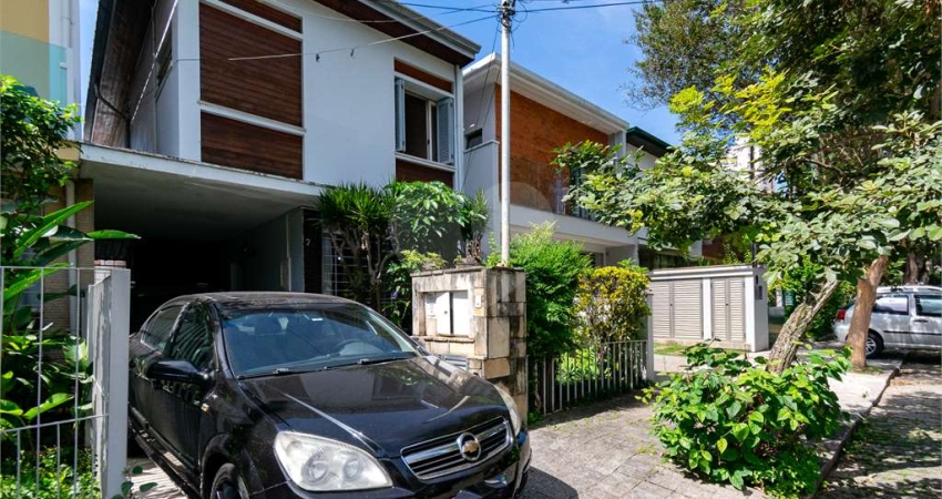 Casa de Vila com 160m2 em Vila Nova Conceição