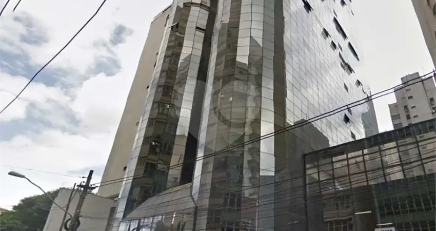 Conjunto comercial na praça da república no melhor ponto comercial de santa cecilia.