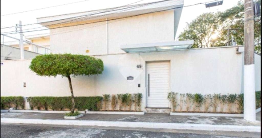 SOBRADO COMERCIAL/RESIDENCIAL 4DORMITÓRIOS 1 SUÍTE E 4 VAGAS