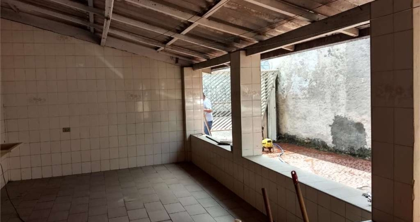 Casa com 2 quartos à venda na Rua África do Sul, --, Chácara Santo Antônio, São Paulo
