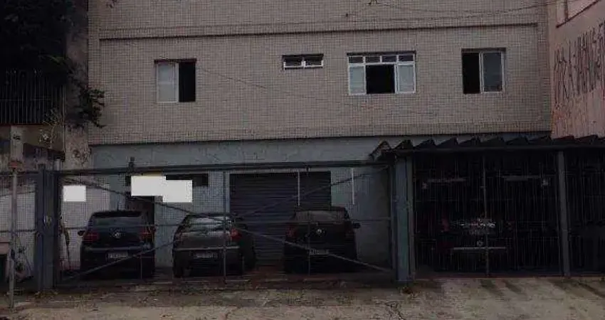 03 SALAS COMERCIAIS COM 07 VAGAS, 02 GARAGEM E 05 VAGAS, NO BAIRRO DA LAPA SÃO 124 METROS DE ÁREA CO