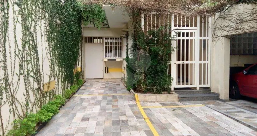 Ótima casa comercial c/ 300 m2 e 5 vagas p/ auto , no melhor ponto de pinheiros ao lado do metrô