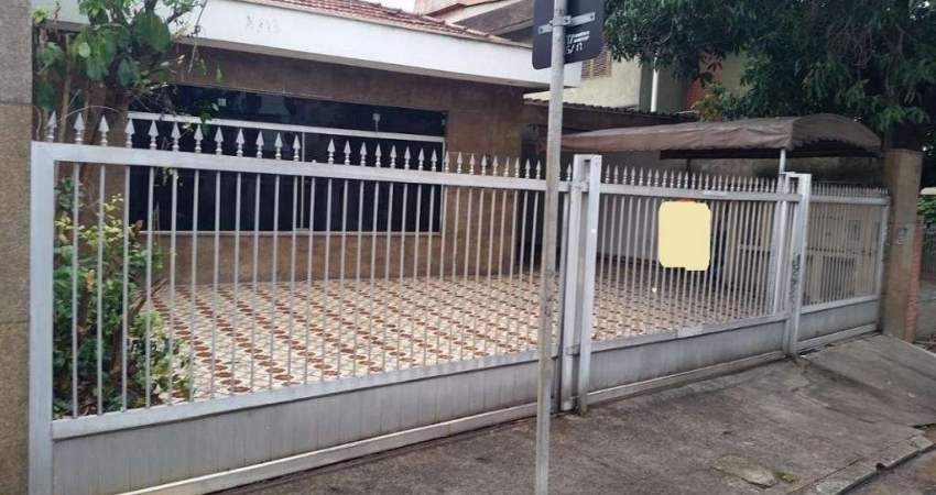 CASA COM DUAS FRENTES, PLANALTO PAULISTA, 03 DORMITÓRIOS, 01 SUITE, 15 VAGAS DE GARAGEM.