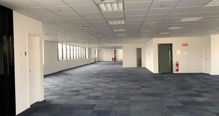 Andar corporativo com 4 salas comercias unificadas.