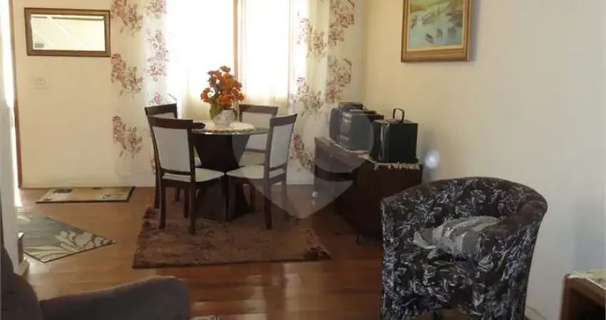 Sobrado na saúde c/3 quartos, sendo 1 suíte, 3 vagas paralelas -metrô saúde