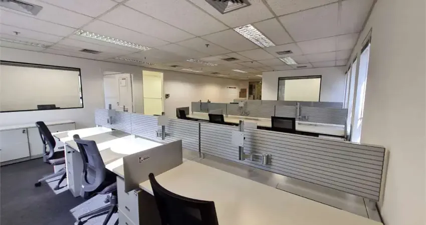 Sala comercial para alugar na Rua Cardeal Arcoverde, --, Pinheiros, São Paulo
