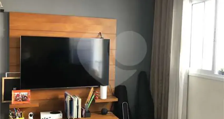 Casa com 6 quartos à venda na Rua Calógero Calia, --, Saúde, São Paulo