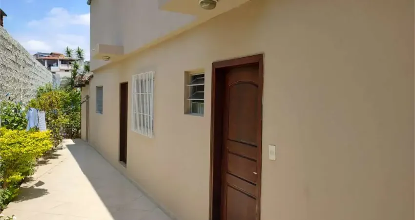 Casa com 3 quartos à venda na Rua Antônio Monteiro, --, Saúde, São Paulo