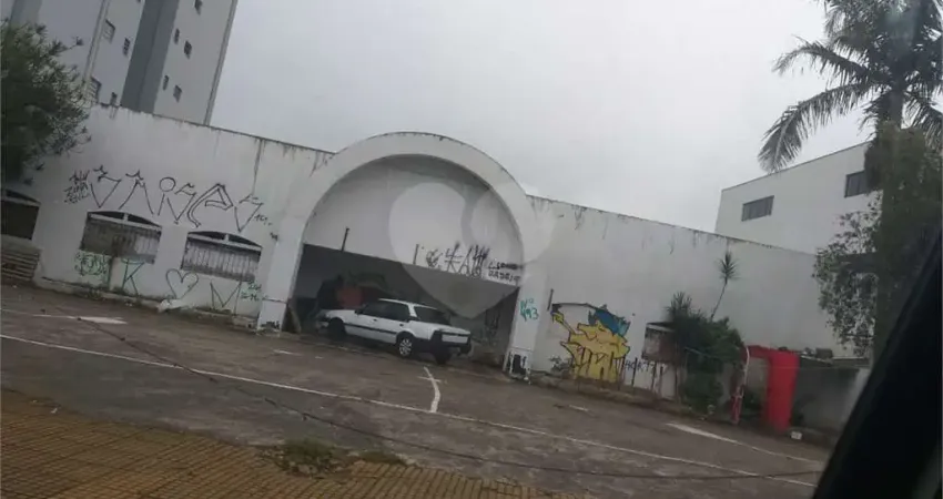 Barracão / Galpão / Depósito para alugar na Avenida Vereador José Diniz, --, Santo Amaro, São Paulo