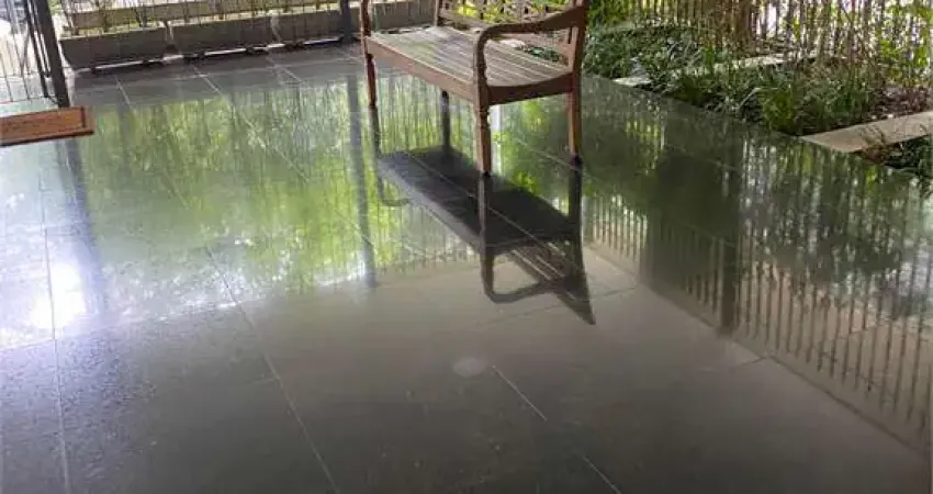 Apartamento com 3 quartos para alugar na Alameda Casa Branca, --, Jardim Paulista, São Paulo