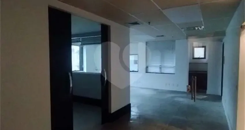 Sala comercial para alugar na Alameda Lorena, --, Jardim Paulista, São Paulo