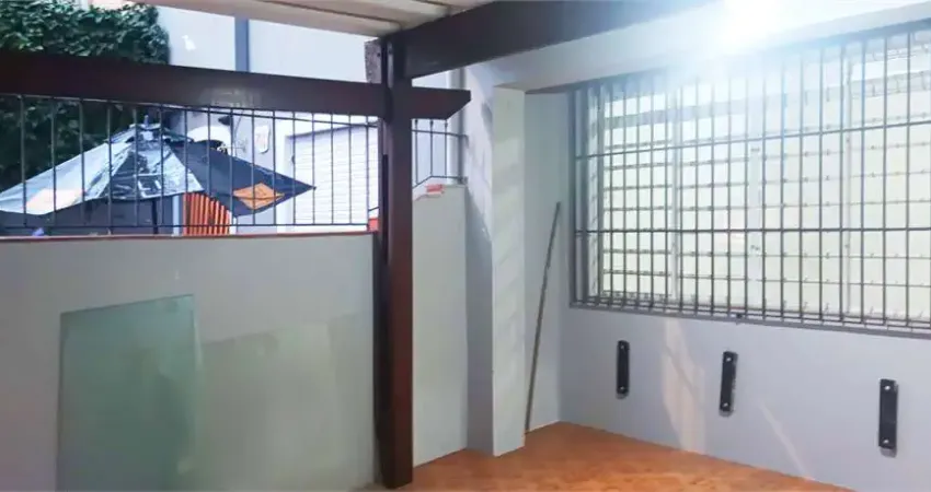 Vende-se Sobrado em Pinheiros aceita permuta por apartamento próximo ao metrô