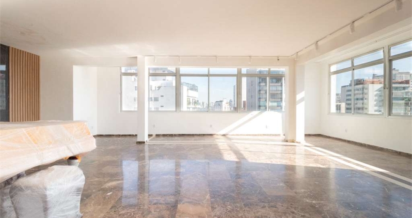 Higienópolis - cobertura duplex - junto ao Parque Buenos Aires - face norte - 632 m² AU - 3 vagas