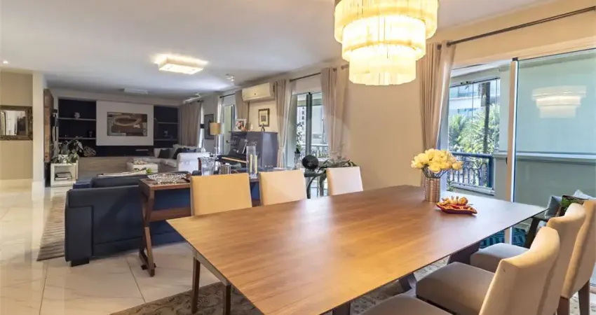 Apartamento à venda em moema - 250m² 4 suítes 4 quartos 5 vagas condomínio com lazer completo