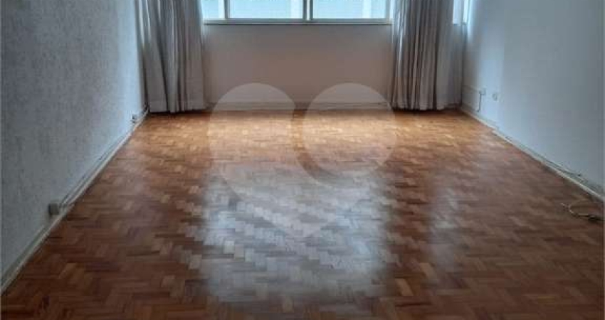 Apartamento com 3 quartos à venda na Alameda Casa Branca, --, Jardim América, São Paulo