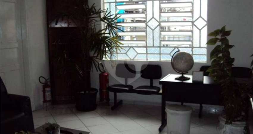 Predio comercial de esquina