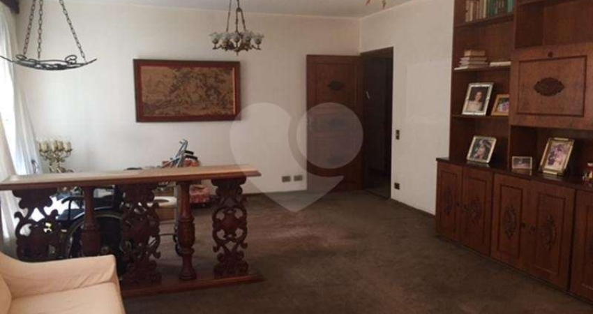Apartamento com 4 quartos à venda na Rua Oscar Freire, --, Pinheiros, São Paulo