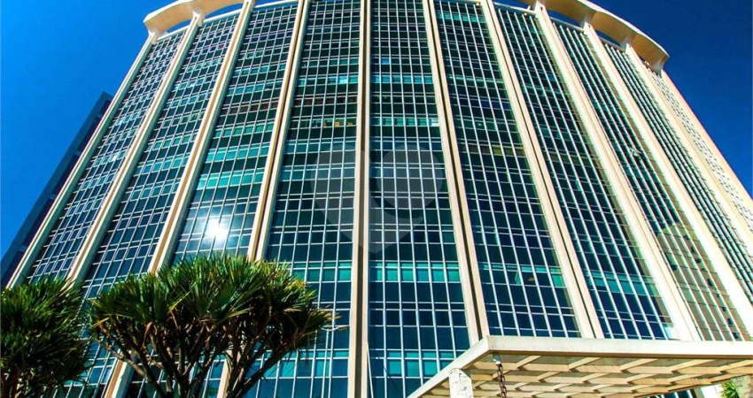 559m² de área privativa e 20 vagas de garagem