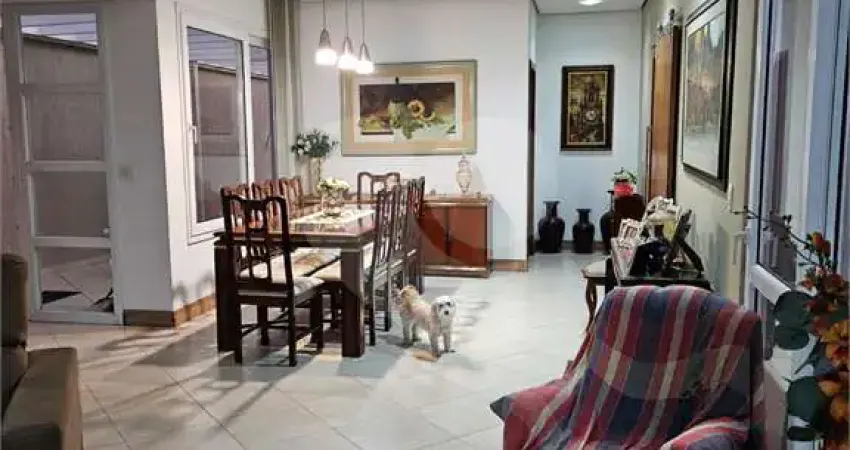 Brooklin- casa térea com 4 dorm/2 suites, 4 vagas, placa solar