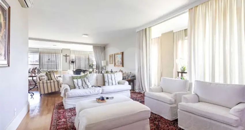 APARTAMENTO EXCLUSIVO 310M2 COM LAZER COMPLETO, 4 SUÍTES, 4 VAGAS E VARANDANO JARDIM EUROPA.