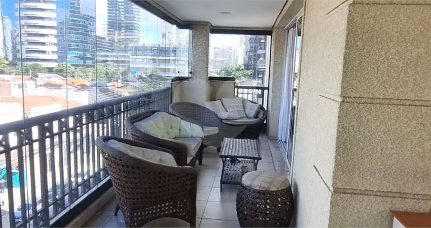 Apartamento á venda na vila nova conceição - são paulo sp - 3 suítes, 4 vagas, varanda com churrasqueira, lazer completo e 180 m2 úteis
