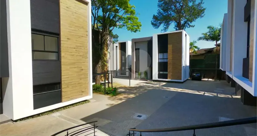 Casa em condomínio fechado com 3 quartos à venda na Rua Comendador Bichara Moherdauí, --, Jardim Guedala, São Paulo