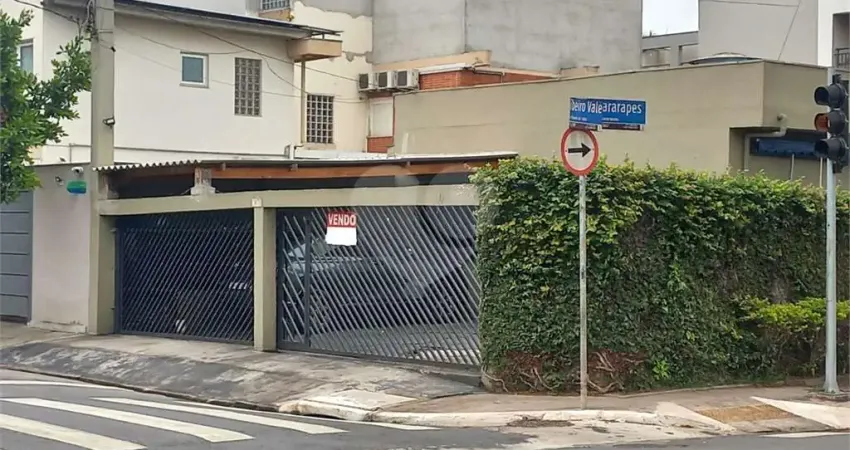 CASA TÉRREA DE ESQUINA COM 400M2 DE TERRENO COMERCIAL OU RESIDENCIAL