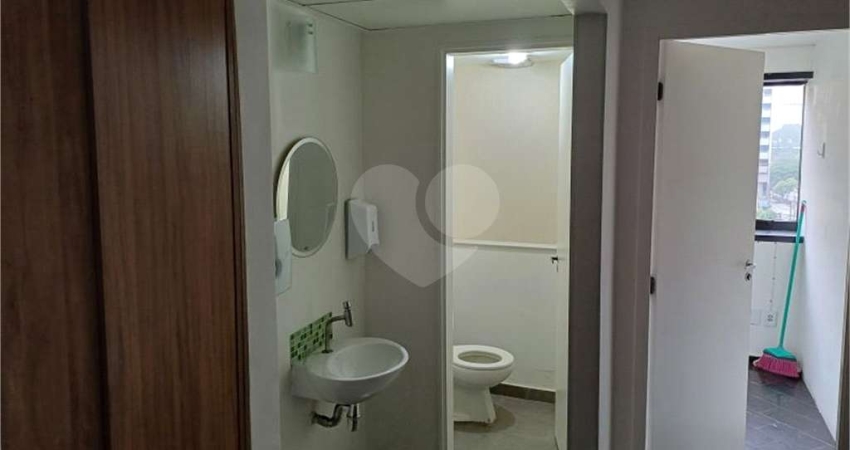 Sala comercial para alugar na Avenida Ibirapuera, --, Moema, São Paulo