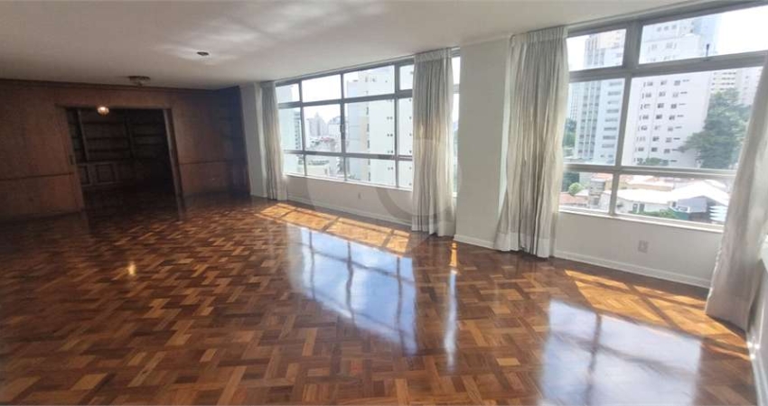 Apartamento na Bela vista - São Paulo SP - 4 dorm (1 suite), 2 vagas, 190 m2, a 650 m metro Trianon, vista panorâmica.