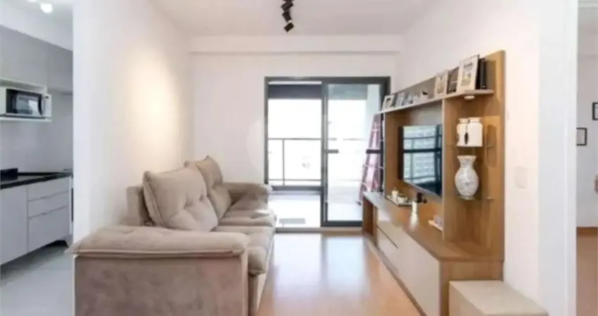 Imóvel bem equipado e aconchegante à venda no brooklin com 2 dormitórios, 1 suíte, 2 banheiros e lazer completo.