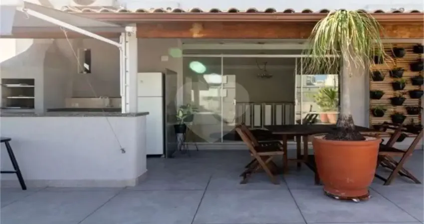 Cobertura em Perdizes, com 3 quartos, 1 suite e 3 vagas de garagem. Com 209 m².