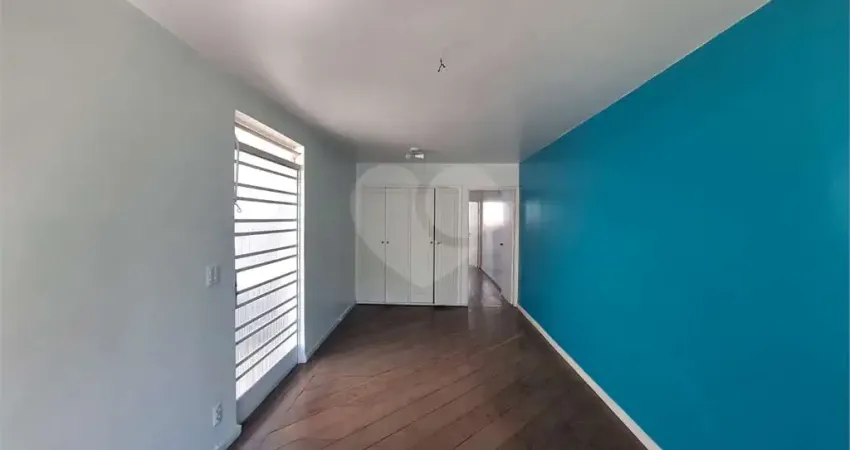 Casa com 3 quartos à venda na Rua Doutor José Cândido de Souza, --, Moema, São Paulo